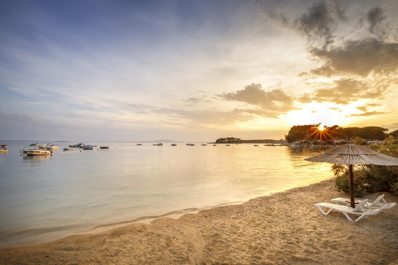 Valamar Camping Padova Banjol 外观 照片