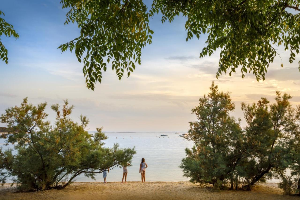 Valamar Camping Padova Banjol 外观 照片